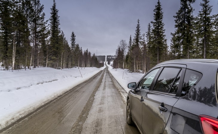 Noleggiare una vettura in Lapponia e nell’artico in inverno
